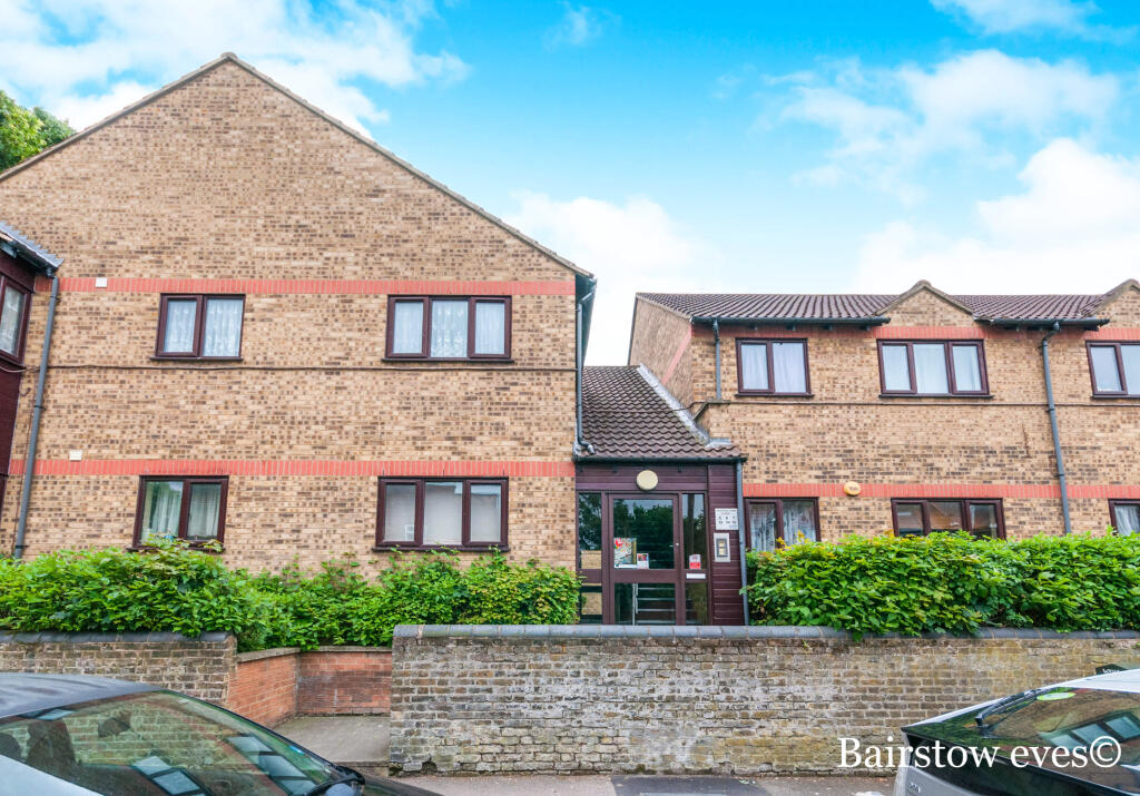 2 bed 1st Floor Flat for rent in Walthamstow. From Bairstow Eves Lettings - Walthamstow 2 bed 1st Floor Flat for rent in Walthamstow. From Bairstow Eves Lettings - Walthamstow