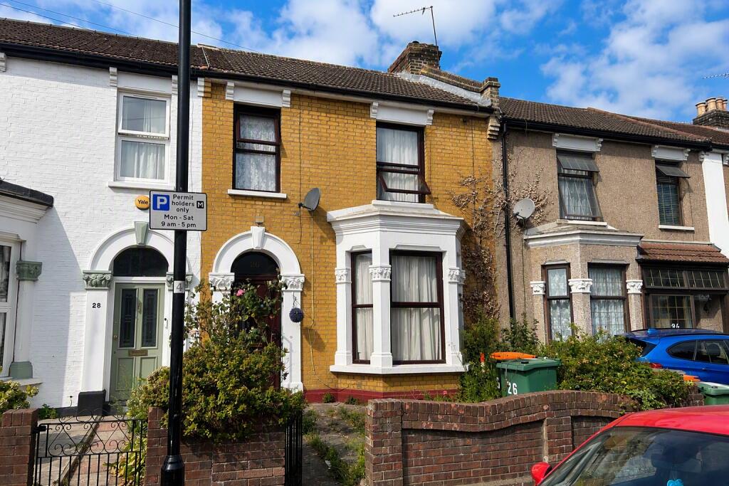 3 bed Detached for rent in Ilford. From Bairstow Eves Lettings - Walthamstow 3 bed Detached for rent in Ilford. From Bairstow Eves Lettings - Walthamstow