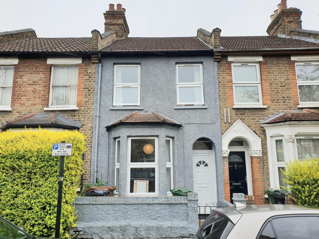 3 bed Detached for rent in Walthamstow. From Bairstow Eves Lettings - Walthamstow 3 bed Detached for rent in Walthamstow. From Bairstow Eves Lettings - Walthamstow