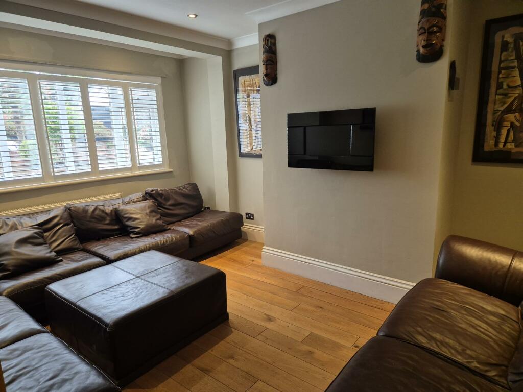 1 bed House Share for rent in Carshalton. From Bairstow Eves Lettings - Purley 1 bed House Share for rent in Carshalton. From Bairstow Eves Lettings - Purley