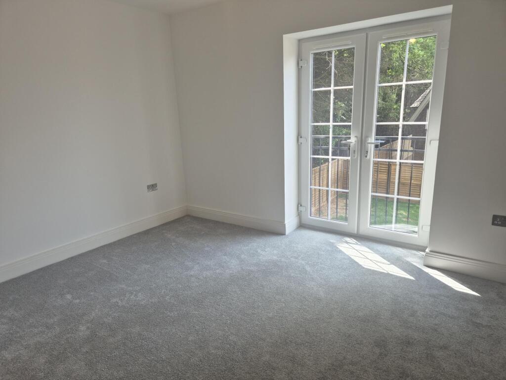 4 bed Detached for rent in Purley. From Bairstow Eves Lettings - Purley