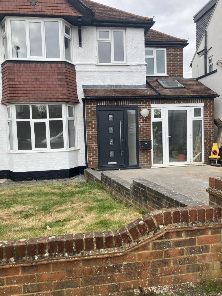 5 bed Detached for rent in Whyteleafe. From Bairstow Eves Lettings - Purley