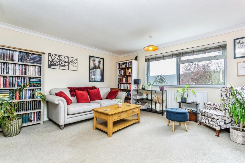 2 bed Annexe for rent in Tyler's Green. From Bairstow Eves Lettings - Purley