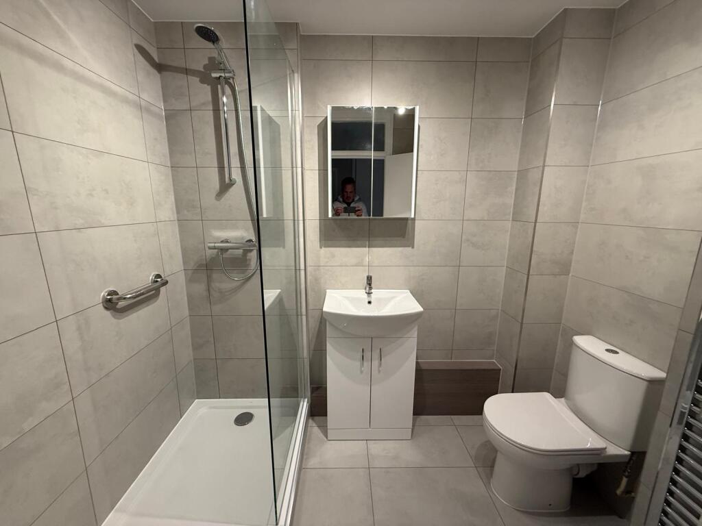 1 bed House (unspecified) for rent in Caterham. From Bairstow Eves Lettings - Purley