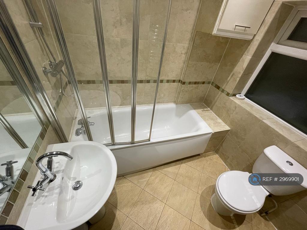 1 bed 1st Floor Flat for rent in Purley. From Bairstow Eves Lettings - Purley