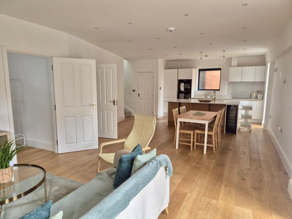 3 bed Bungalow for rent in Netherne On-The-Hill. From Bairstow Eves Lettings - Purley 3 bed Bungalow for rent in Netherne On-The-Hill. From Bairstow Eves Lettings - Purley