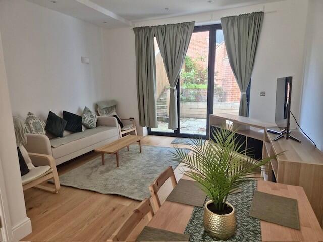 3 bed End of Terrace for rent in Netherne On-The-Hill. From Bairstow Eves Lettings - Purley 3 bed End of Terrace for rent in Netherne On-The-Hill. From Bairstow Eves Lettings - Purley