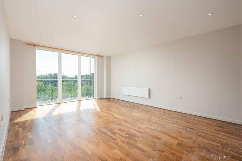 2 bed 1st Floor Flat for rent in Walton-on-Thames. From James Neave - The Estate Agent - Walton On Thames