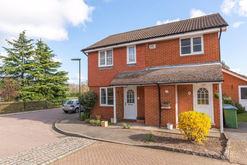 2 bed 1st Floor Flat for rent in Walton-on-Thames. From James Neave - The Estate Agent - Walton On Thames