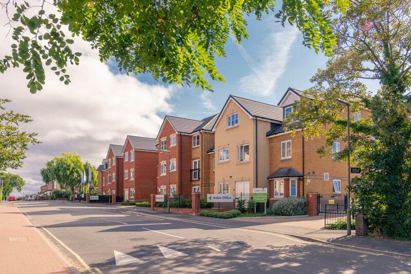 2 bed House (unspecified) for rent in Walton-on-Thames. From James Neave - The Estate Agent - Walton On Thames