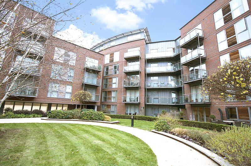 2 bed 1st Floor Flat for rent in Walton-on-Thames. From James Neave - The Estate Agent - Walton On Thames 2 bed 1st Floor Flat for rent in Walton-on-Thames. From James Neave - The Estate Agent - Walton On Thames