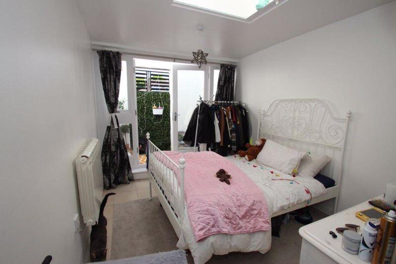 1 bed 1st Floor Flat for rent in Bow. From Alexander David Property Ltd 1 bed 1st Floor Flat for rent in Bow. From Alexander David Property Ltd