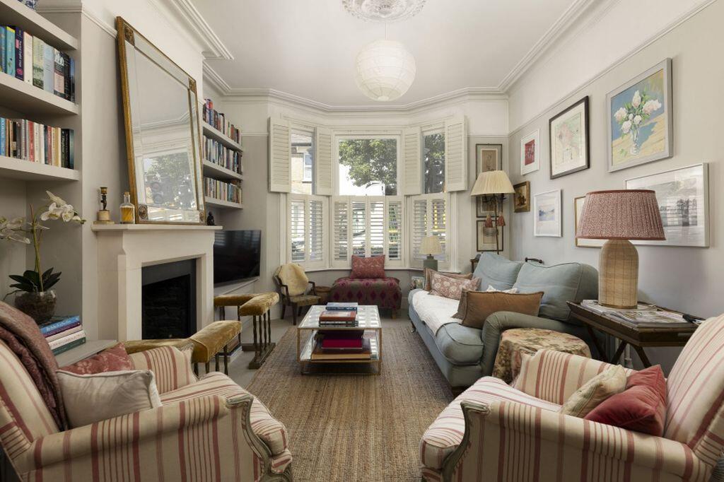 4 bed Mid Terraced House for rent in Hammersmith. From Philip Wooller - Shepherd's Bush & Hammersmith