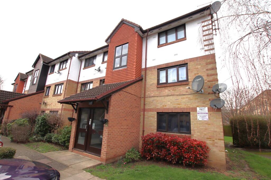 1 bed 1st Floor Flat for rent in Barking. From Stoneshaw Estates - Dagenham