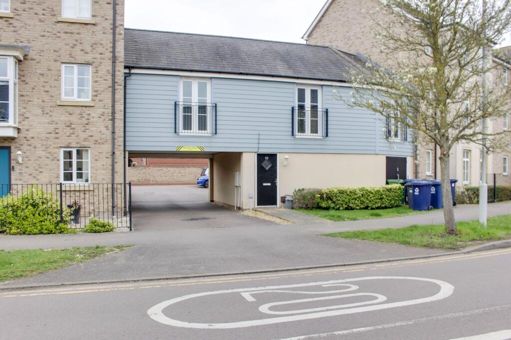 2 bed 1st Floor Flat for rent in St Neots. From Lovett Sales & Lettings - St. Neots