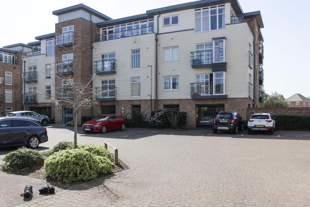 2 bed 1st Floor Flat for rent in Little Paxton. From Lovett Sales & Lettings - St. Neots