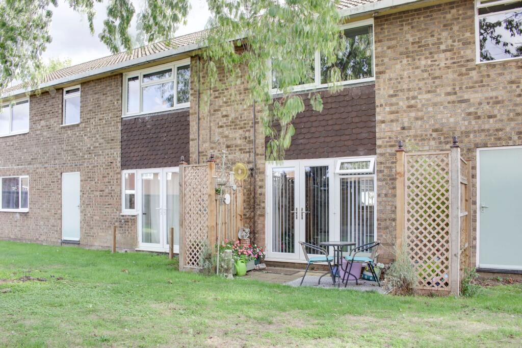 1 bed 1st Floor Flat for rent in Little Paxton. From Lovett Sales & Lettings - St. Neots