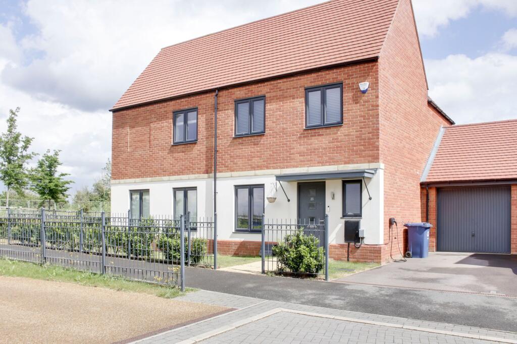 3 bed Semi Detached for rent in St Neots. From Lovett Sales & Lettings - St. Neots 3 bed Semi Detached for rent in St Neots. From Lovett Sales & Lettings - St. Neots