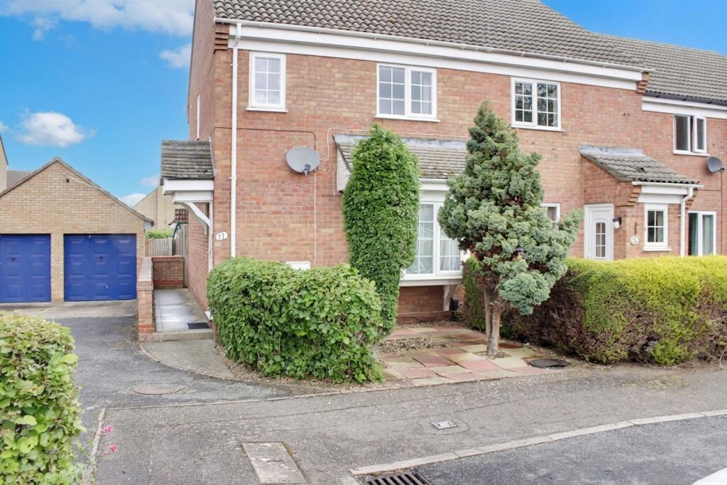 3 bed End of Terrace for rent in Godmanchester. From Lovett Sales & Lettings - St. Neots