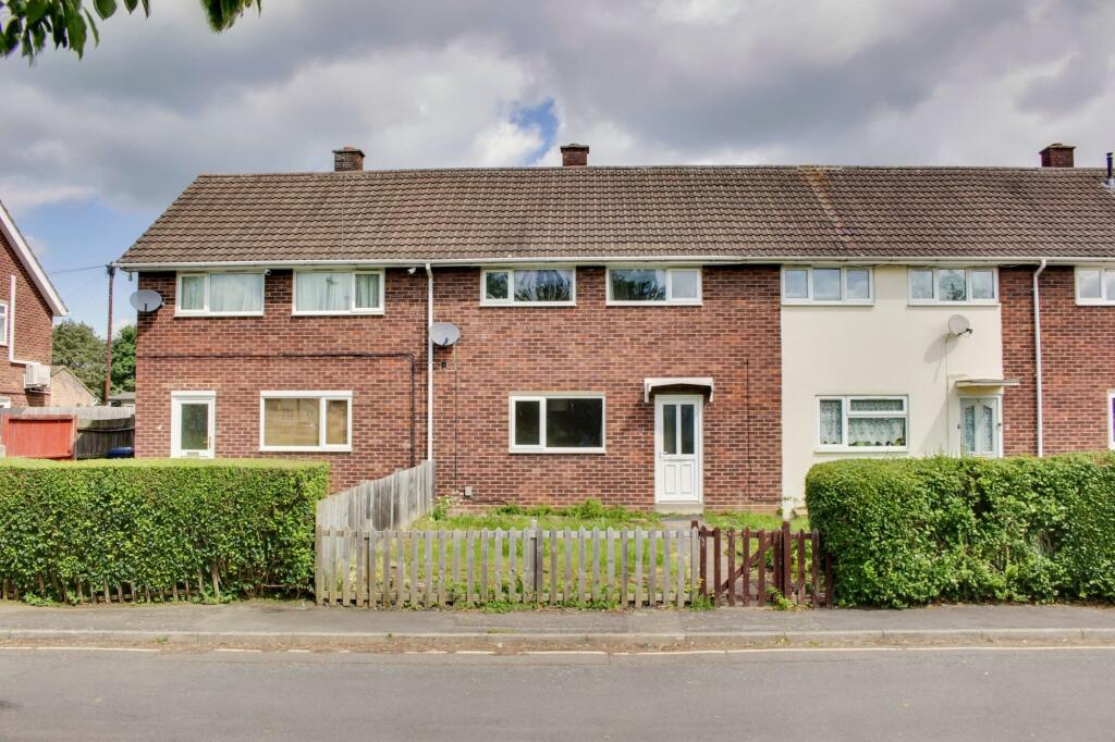 3 bed Mid Terraced House for rent in St Neots. From Lovett Sales & Lettings - St. Neots 3 bed Mid Terraced House for rent in St Neots. From Lovett Sales & Lettings - St. Neots