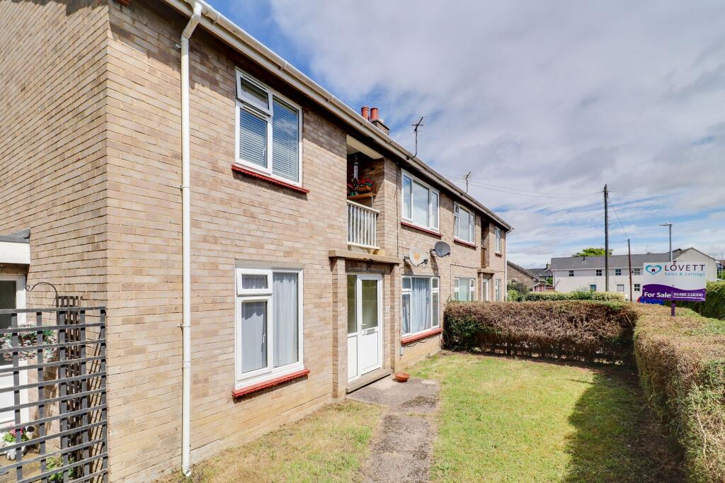 2 bed House (unspecified) for rent in St Neots. From Lovett Sales & Lettings - St. Neots 2 bed House (unspecified) for rent in St Neots. From Lovett Sales & Lettings - St. Neots