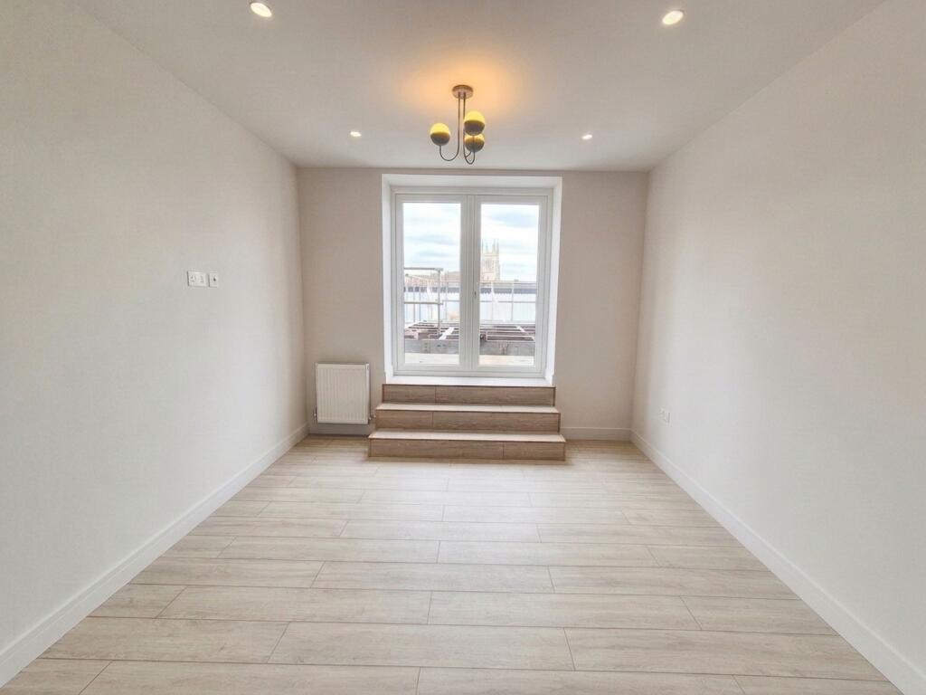 1 bed Apartment for rent in St Neots. From Lovett Sales & Lettings - St. Neots 1 bed Apartment for rent in St Neots. From Lovett Sales & Lettings - St. Neots