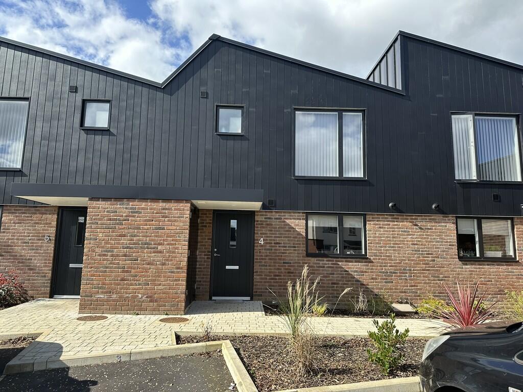 2 bed Mid Terraced House for rent in Wymondham. From Living Property - Beccles