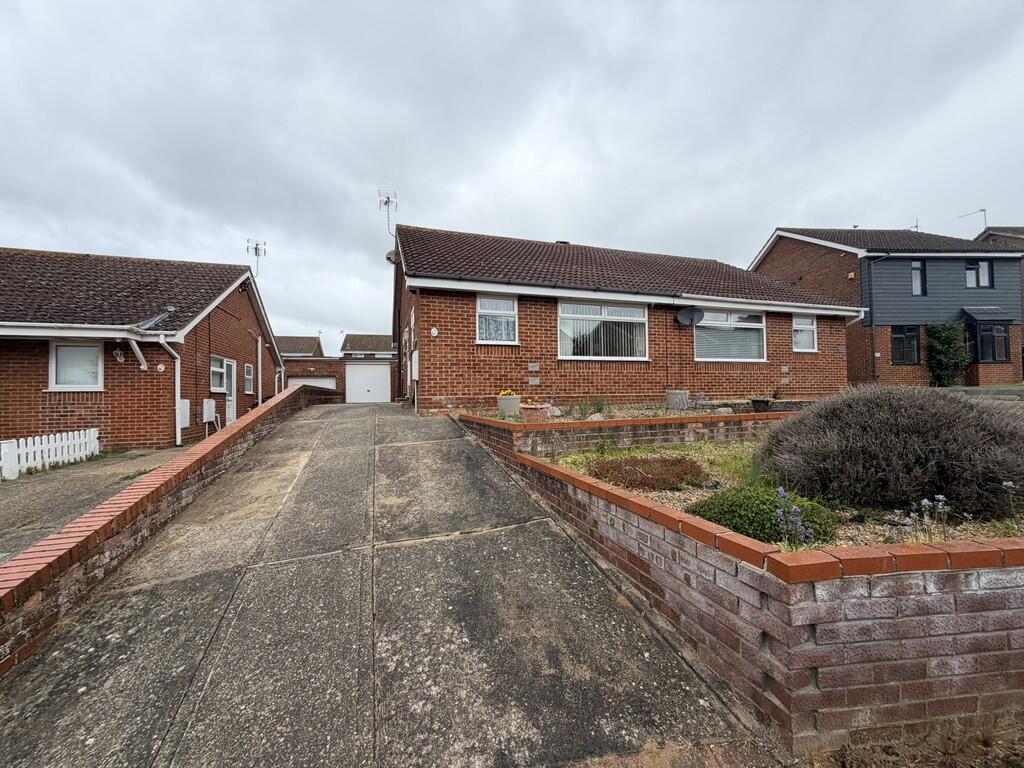 2 bed Detached bungalow for rent in Kessingland. From Living Property - Beccles