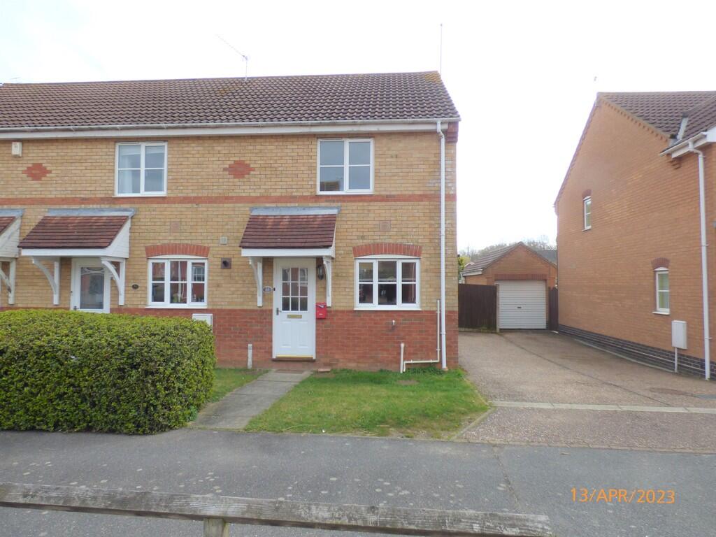 2 bed End of Terrace for rent in Corton. From Living Property - Beccles 2 bed End of Terrace for rent in Corton. From Living Property - Beccles