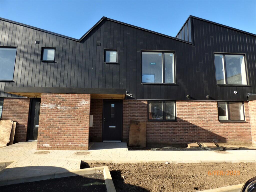 2 bed Mid Terraced House for rent in Wymondham. From Living Property - Beccles