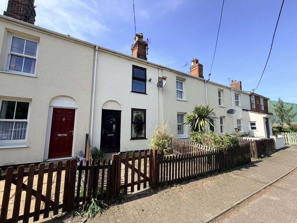 3 bed Mid Terraced House for rent in Beccles. From Living Property - Beccles 3 bed Mid Terraced House for rent in Beccles. From Living Property - Beccles