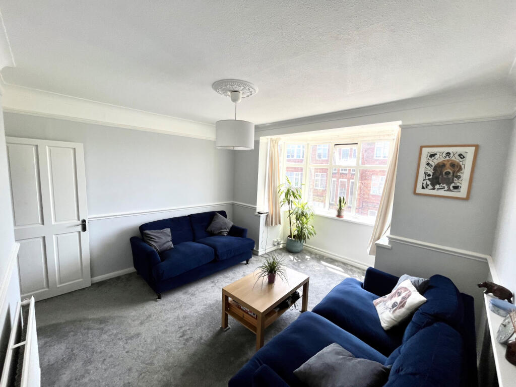 2 bed 1st Floor Flat for rent in London. From Des Res 2 bed 1st Floor Flat for rent in London. From Des Res