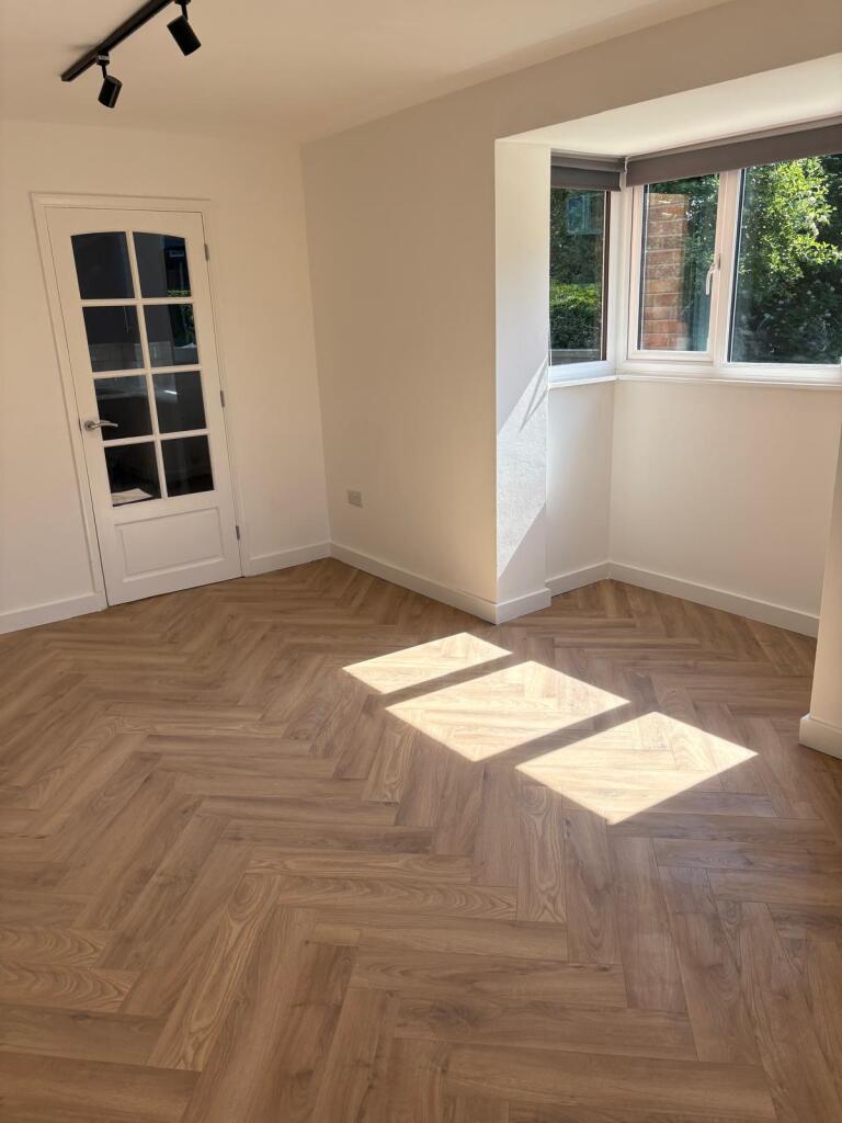 2 bed Annexe for rent in Hertford. From Des Res 2 bed Annexe for rent in Hertford. From Des Res