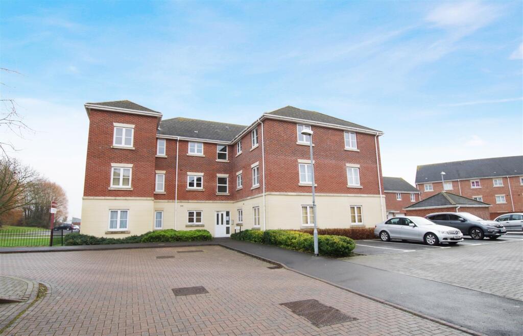 2 bed Apartment for rent in Stratton St Margaret. From Primary Homes and Lettings - Swindon
