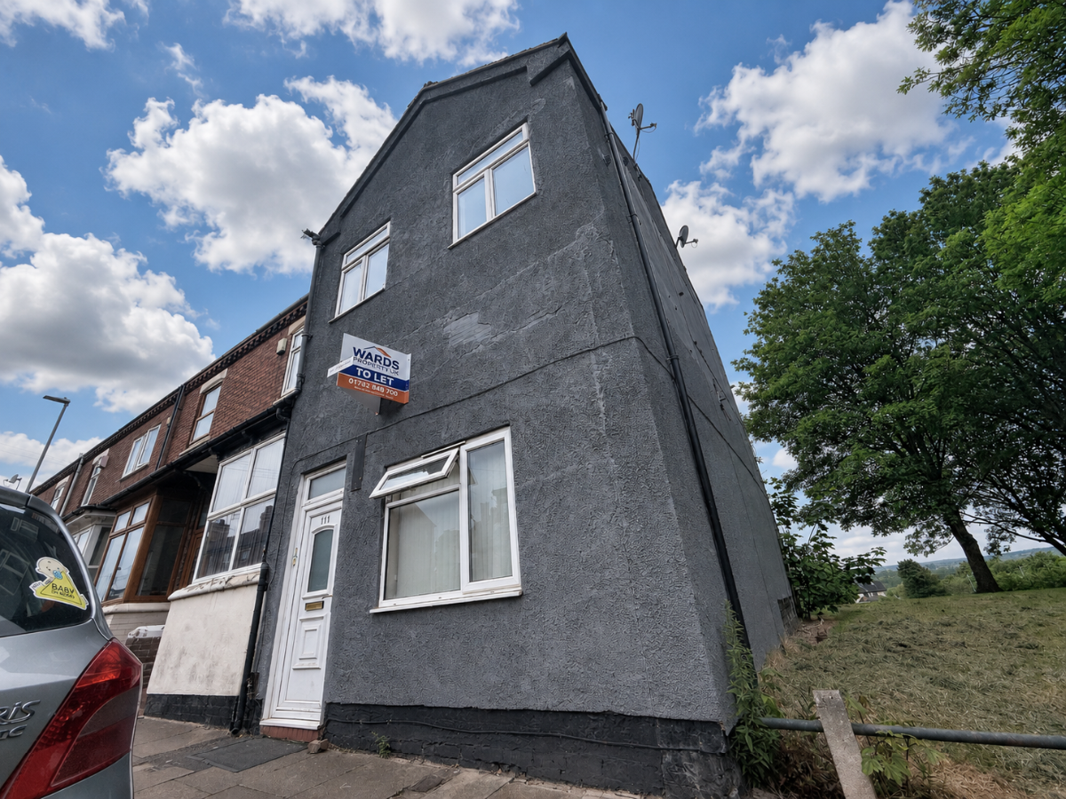 2 bed 1st Floor Flat for rent in Stoke on Trent. From Wards Property Management