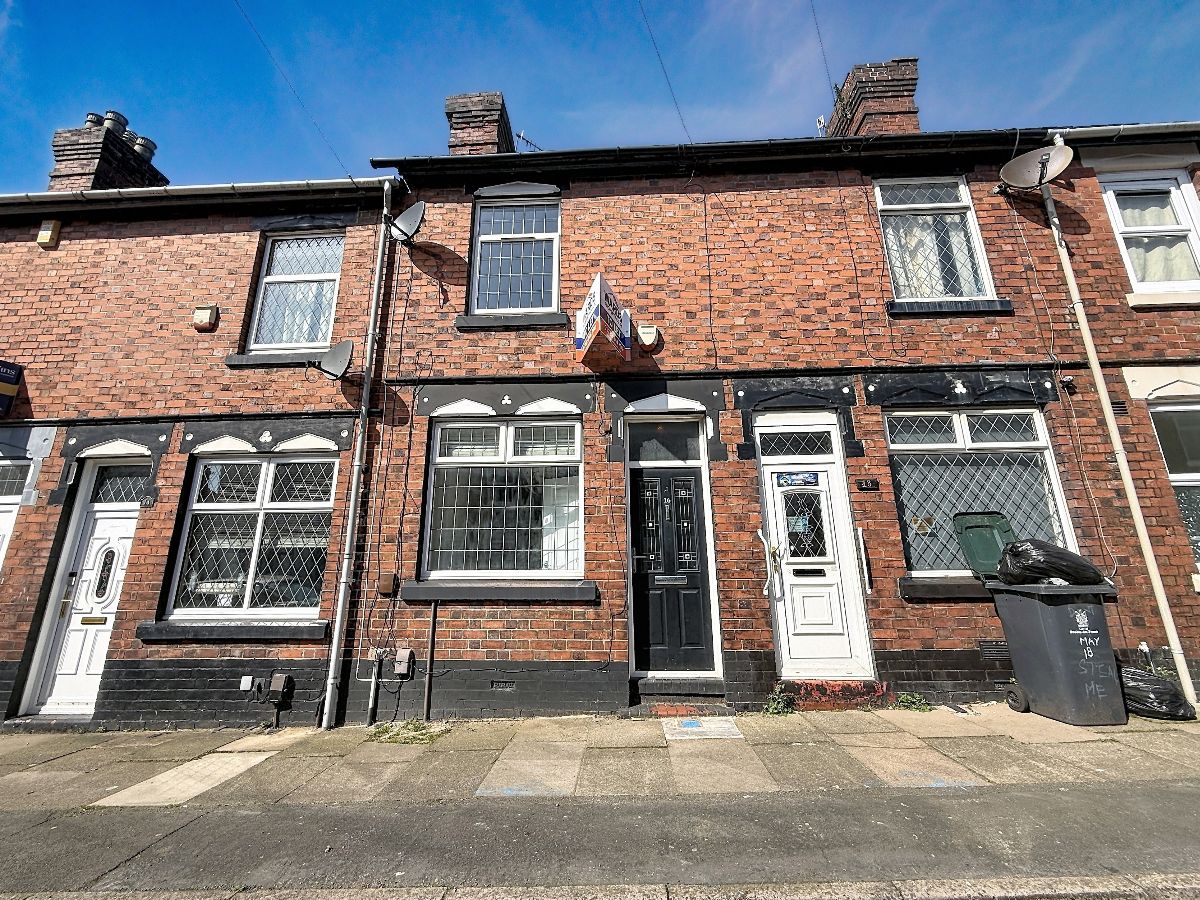 3 bed Mid Terraced House for rent in Stoke On Trent. From Wards Property Management