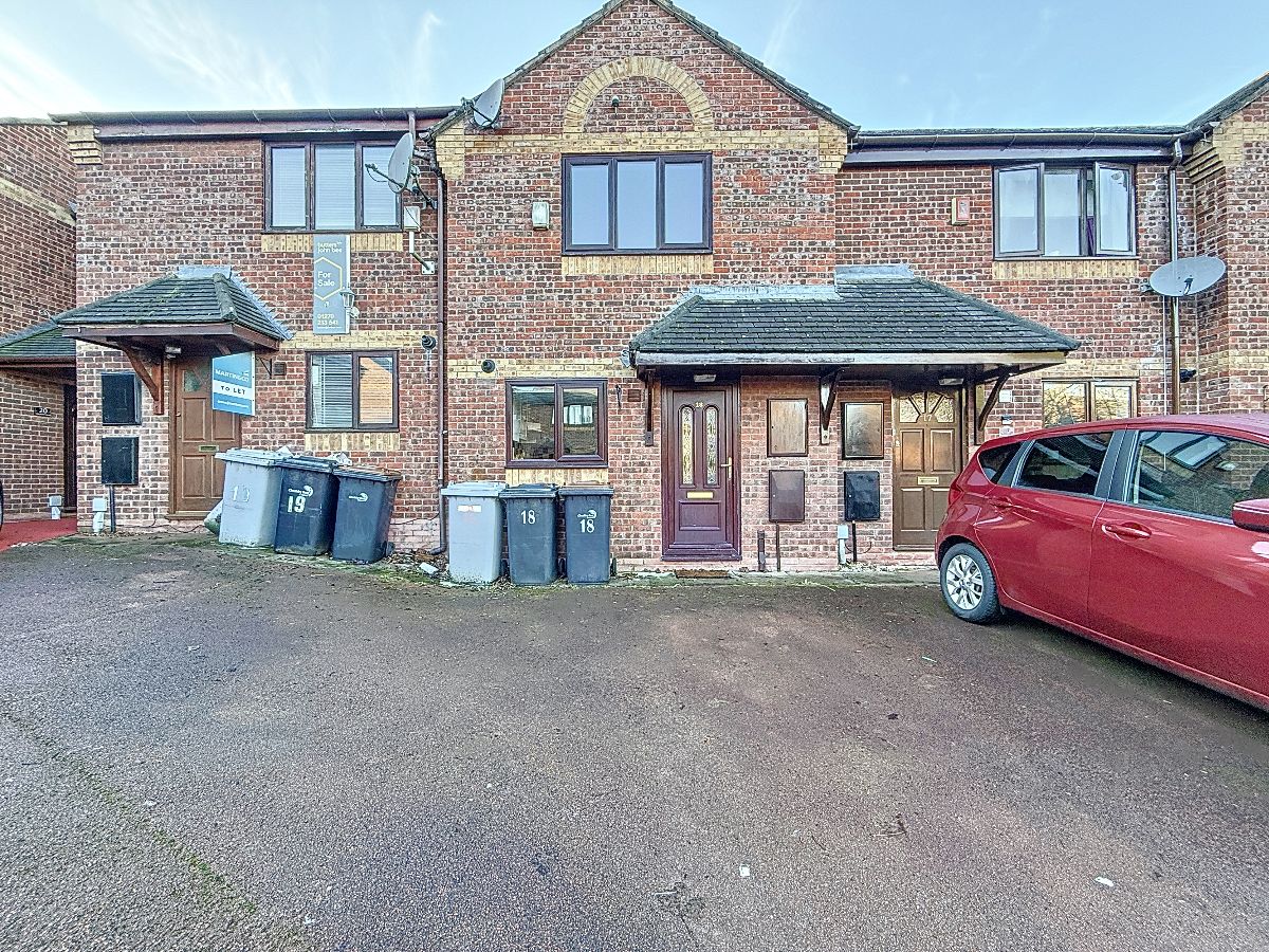 2 bed Mews for rent in Coppenhall Moss. From Wards Property Management