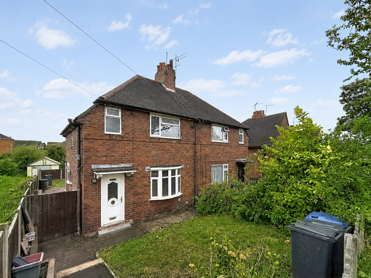 3 bed Semi Detached for rent in Newcastle-under-Lyme. From Wards Property Management 3 bed Semi Detached for rent in Newcastle-under-Lyme. From Wards Property Management