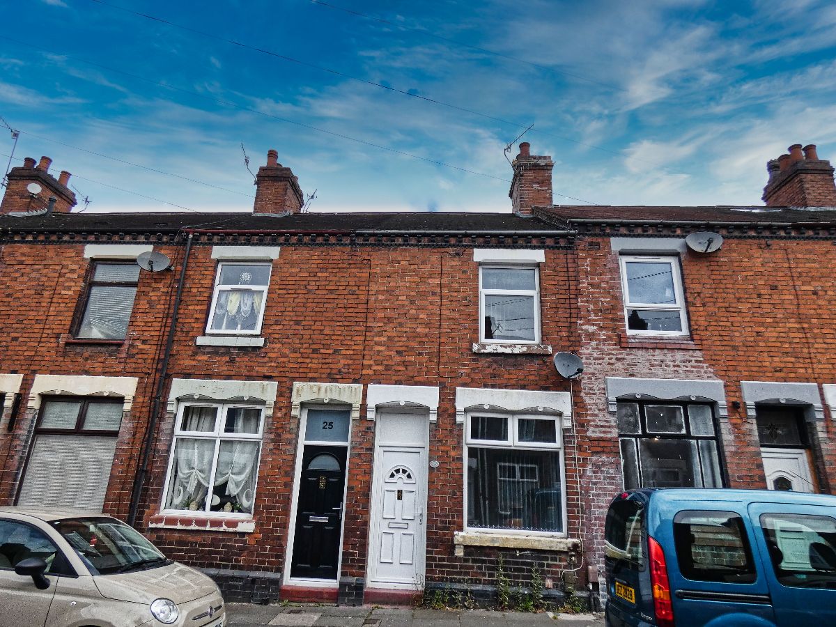 2 bed Mid Terraced House for rent in Brown Edge. From Wards Property Management 2 bed Mid Terraced House for rent in Brown Edge. From Wards Property Management