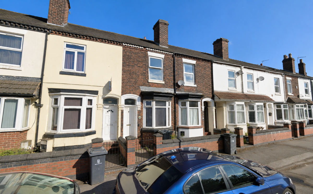 2 bed Mid Terraced House for rent in Hanchurch. From Wards Property Management