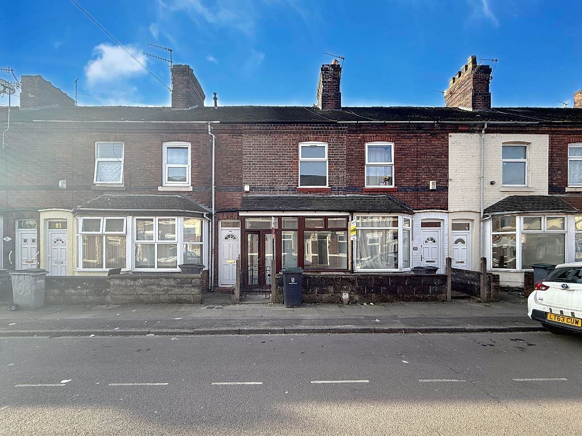 2 bed Mid Terraced House for rent in Hanchurch. From Wards Property Management
