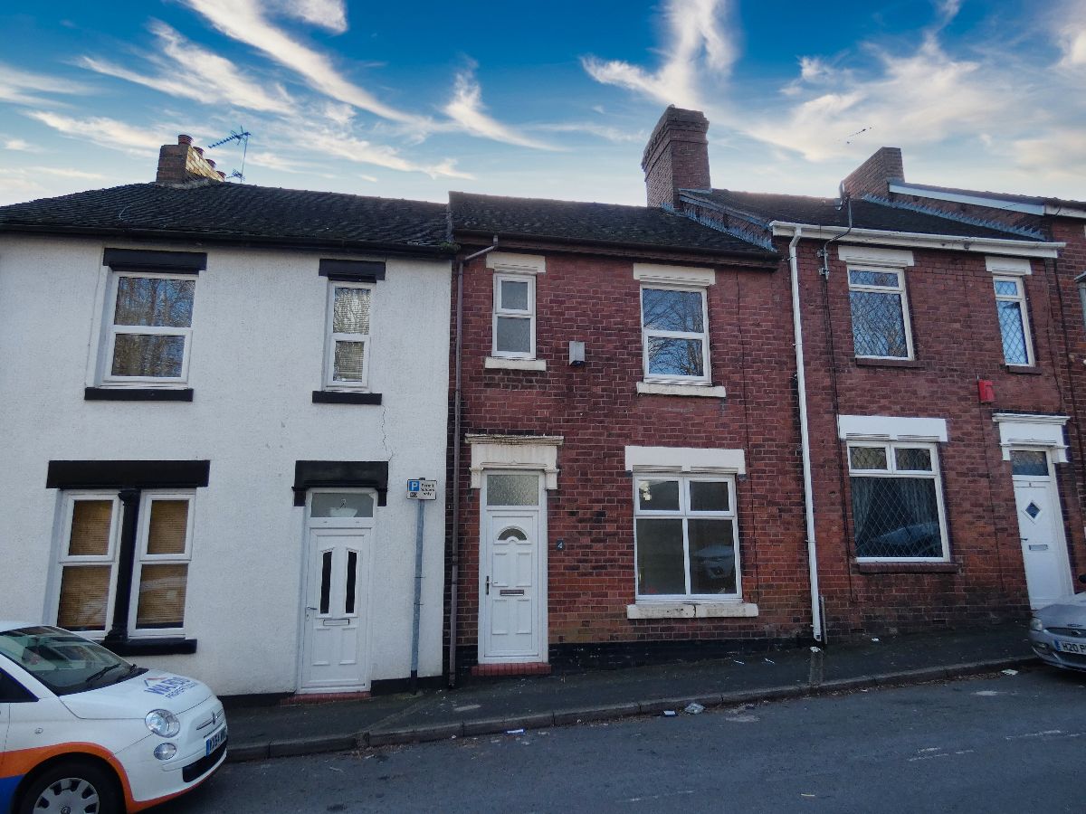 2 bed Mid Terraced House for rent in Stoke on Trent. From Wards Property Management