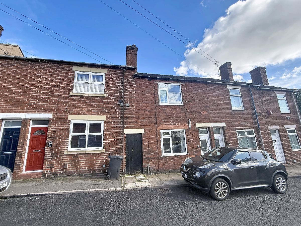 2 bed Mid Terraced House for rent in Newcastle-under-Lyme. From Wards Property Management 2 bed Mid Terraced House for rent in Newcastle-under-Lyme. From Wards Property Management