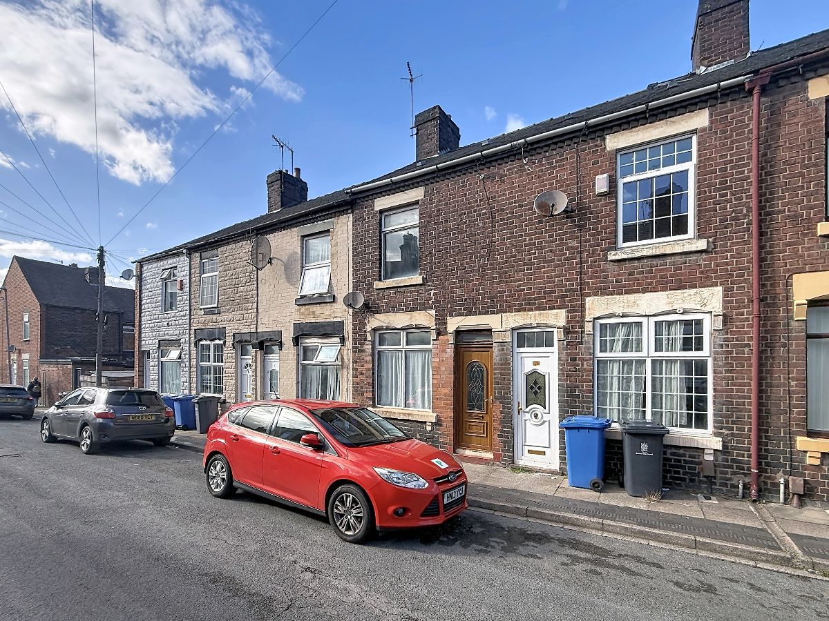 2 bed Mid Terraced House for rent in Stoke on Trent. From Wards Property Management