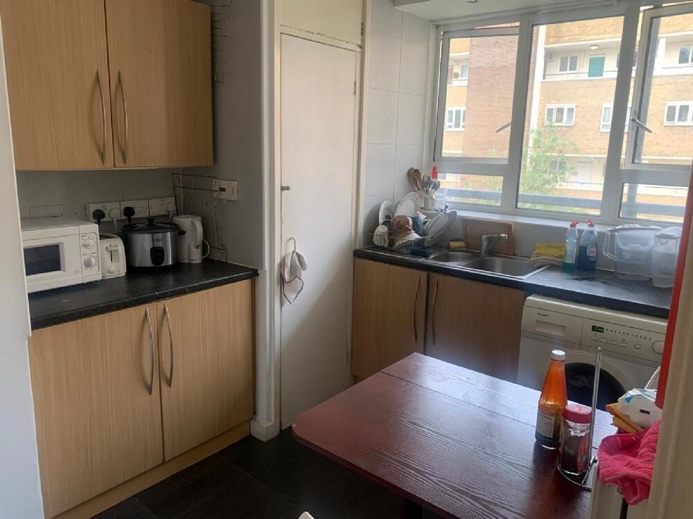 4 bed Flat for rent in Camden Town. From SN Estates - london estate agents