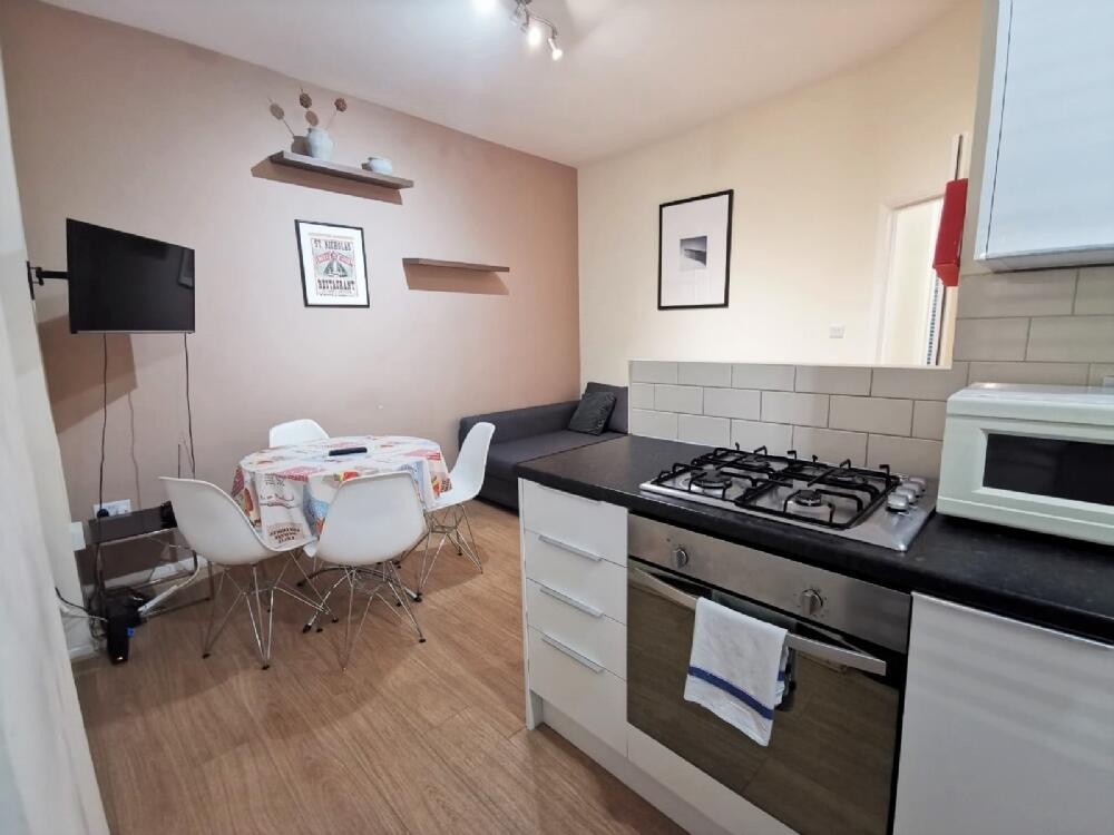 2 bed Flat for rent in London. From SN Estates - london estate agents