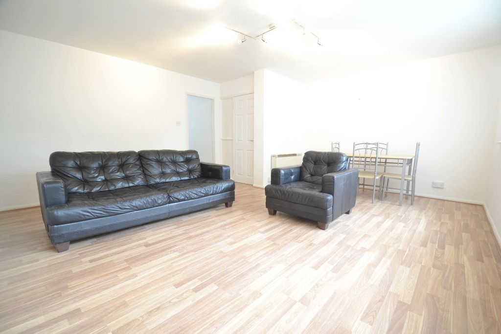 2 bed Flat for rent in Leeds. From Dwell Leeds