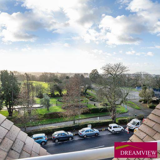 3 bed Apartment for rent in Hendon. From Dreamview Estates