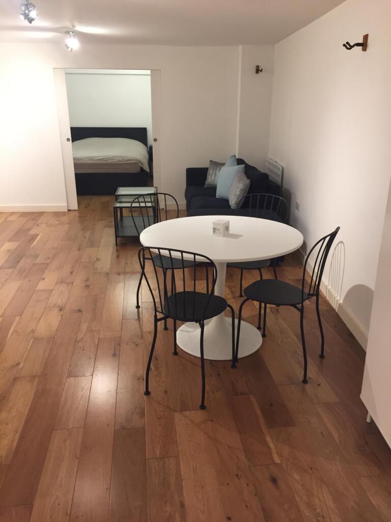 1 bed Apartment for rent in Stepney. From Dreamview Estates