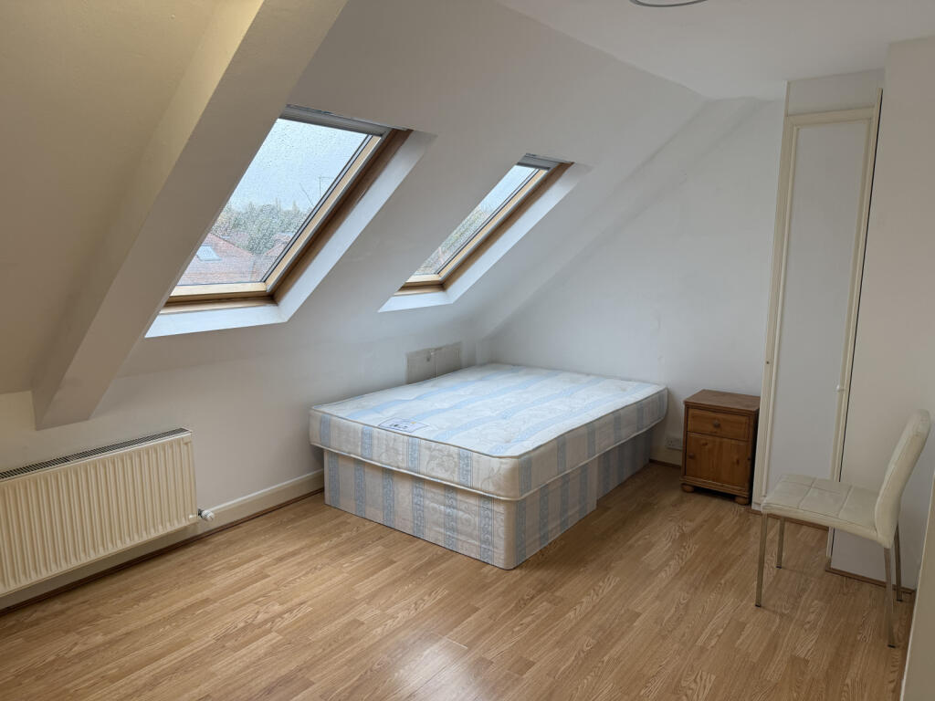 0 bed Studio for rent in Hendon. From Dreamview Estates - Golders Green